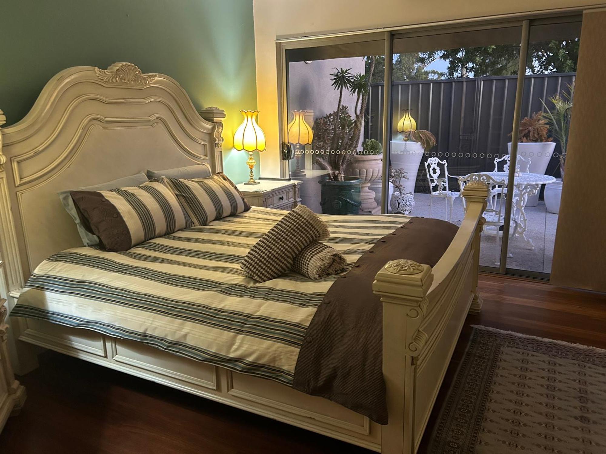 Whitfords Delight Bed & Breakfast Perth Exterior photo